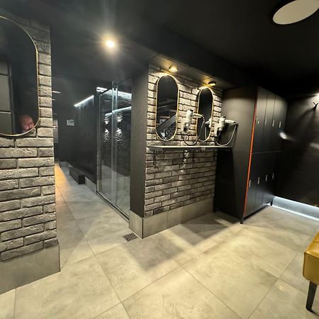 Fortisline Pokoje Z Klimatyzcja Sauna Apartment Opole Luaran gambar