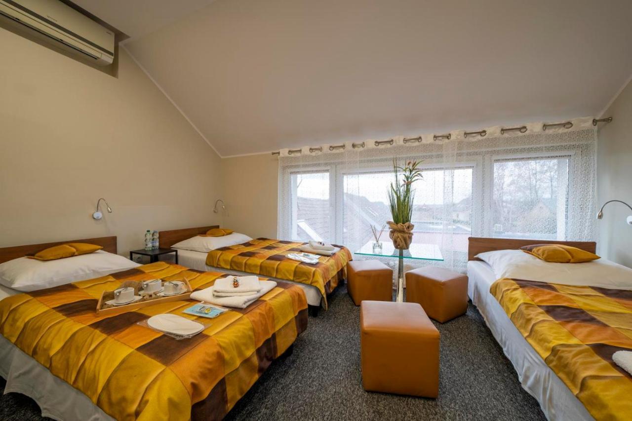 Fortisline Pokoje Z Klimatyzcja Sauna Apartment Opole Luaran gambar