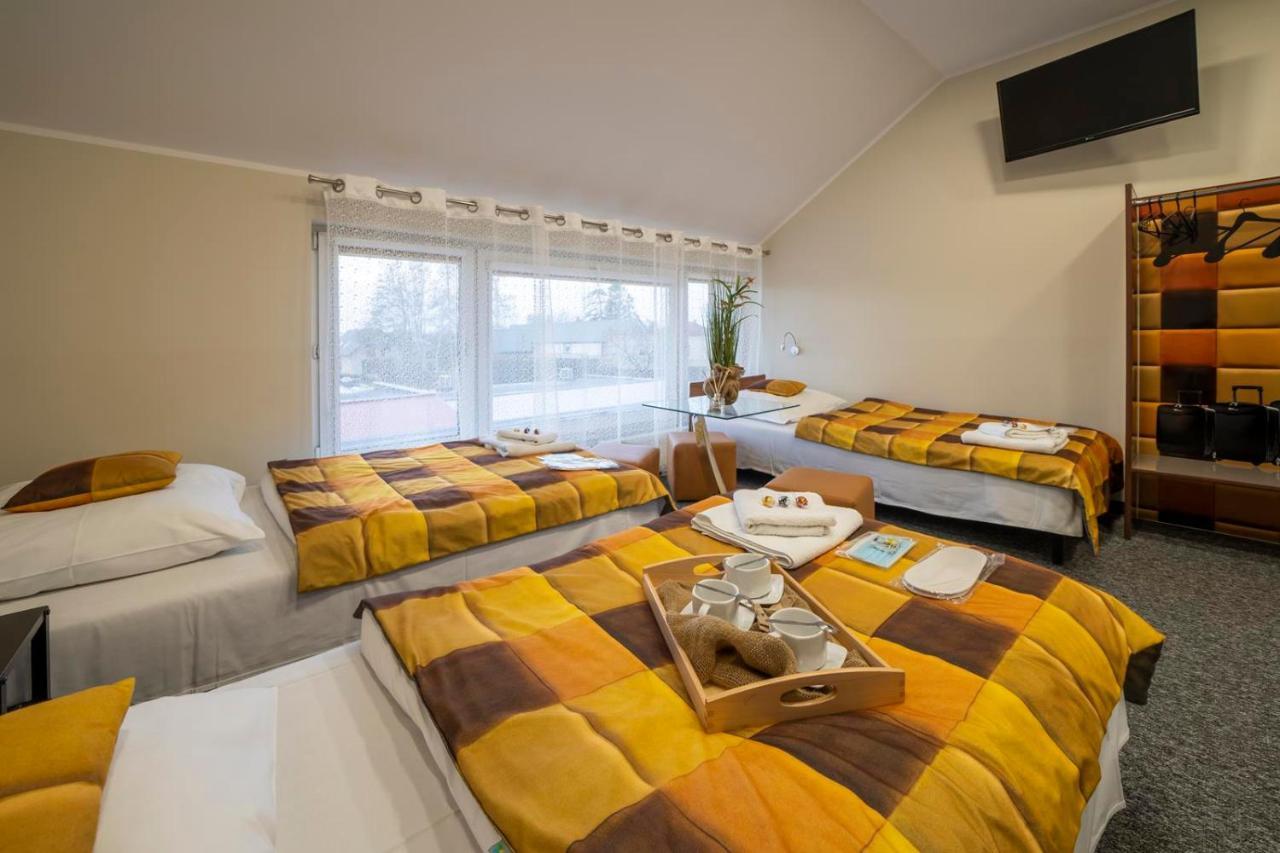 Fortisline Pokoje Z Klimatyzcja Sauna Apartment Opole Luaran gambar