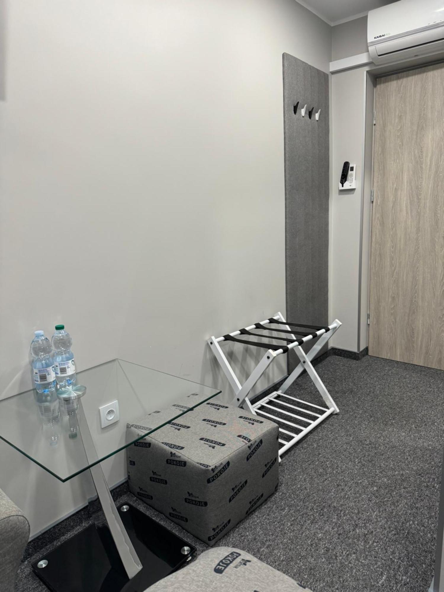 Fortisline Pokoje Z Klimatyzcja Sauna Apartment Opole Luaran gambar