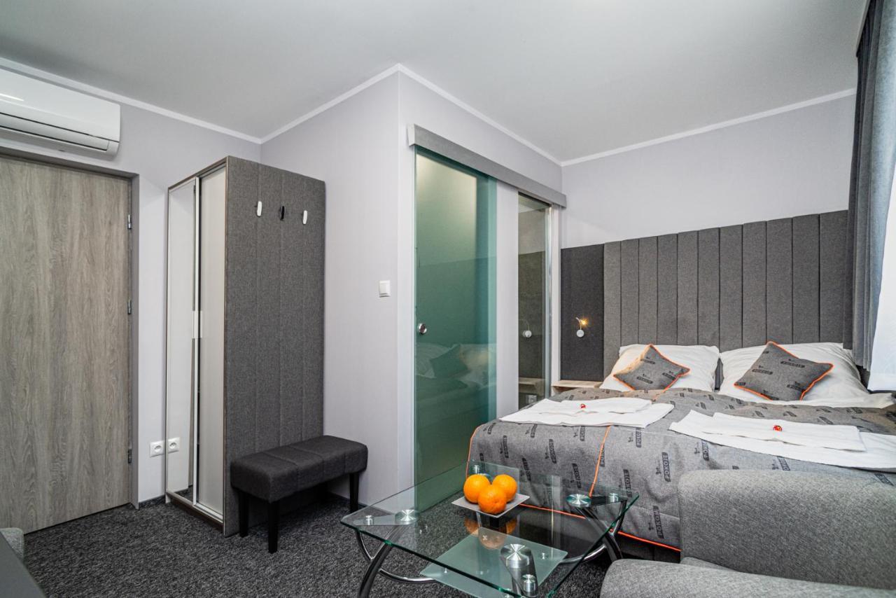 Fortisline Pokoje Z Klimatyzcja Sauna Apartment Opole Luaran gambar