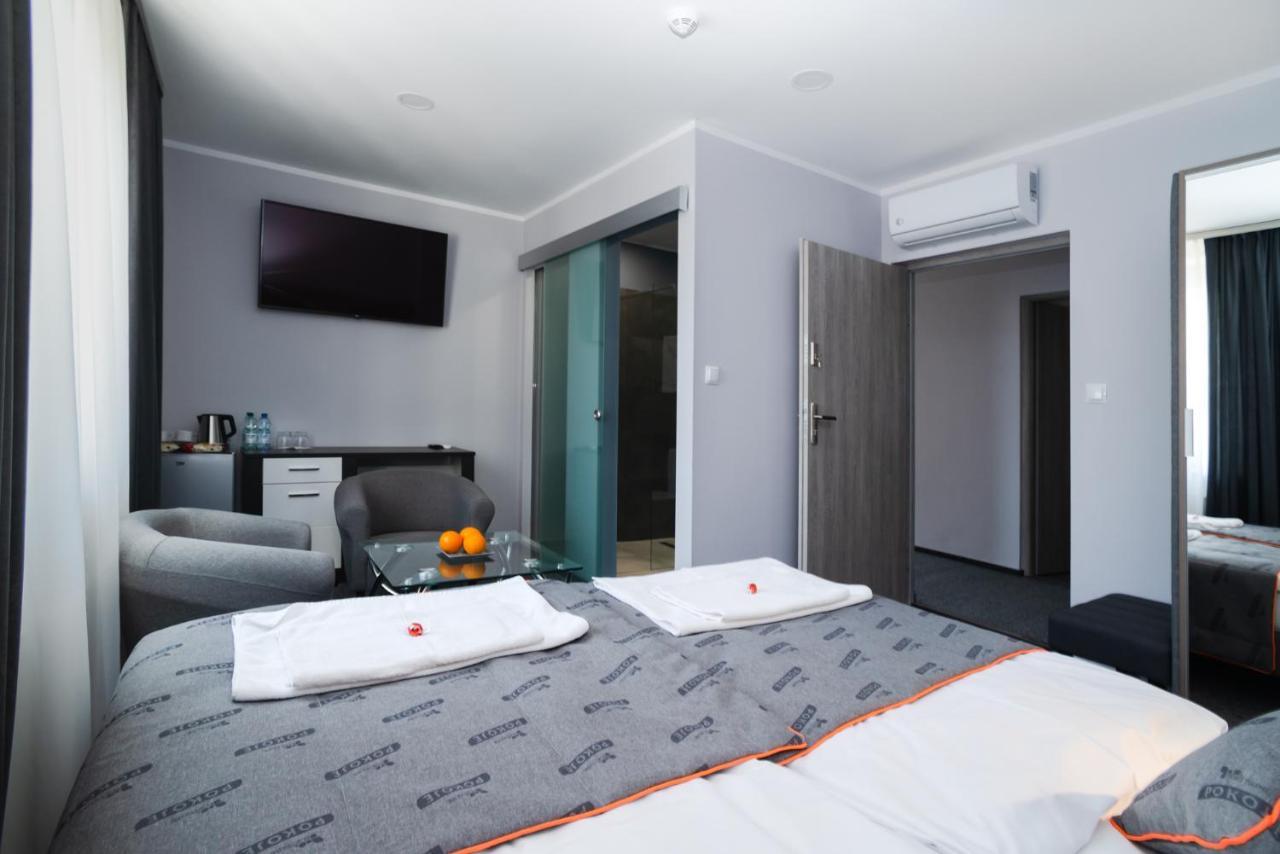 Fortisline Pokoje Z Klimatyzcja Sauna Apartment Opole Luaran gambar